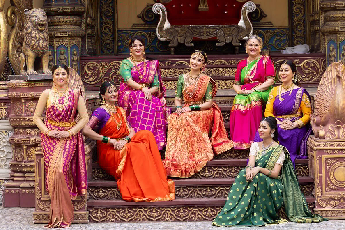 ಟ್ರೆಂಡ್‌ ಹುಟ್ಟು ಹಾಕಿದ ಈ ಸೀರೆಗಳು: ಹೆಂಗಳೆಯರ ಹೃದಯ ಕದ್ದ ಕೆಎಸ್‌ಐಸಿ!