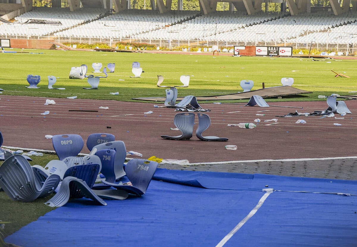 ಮೆಸ್ಸಿ ಕಾರ್ಯಕ್ರಮದಲ್ಲಿ ಅವ್ಯವಸ್ಥೆ: ಕ್ರೀಡಾ ಖಾತೆ ಜವಾಬ್ದಾರಿ ತೊರೆದ ಬಿಸ್ವಾಸ್‌