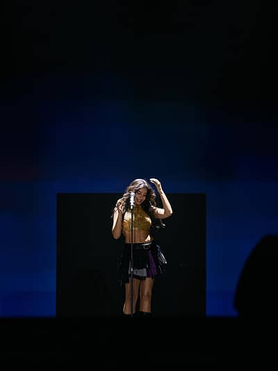  'ಸ್ಟ್ರೀಟ್ ಡಾನ್ಸರ್ ಕ್ರೀಡಿ' ಸಿನಿಮಾಗಳಲ್ಲಿ ನೋರಾ ನಟಿಸಿದ್ದಾರೆ.