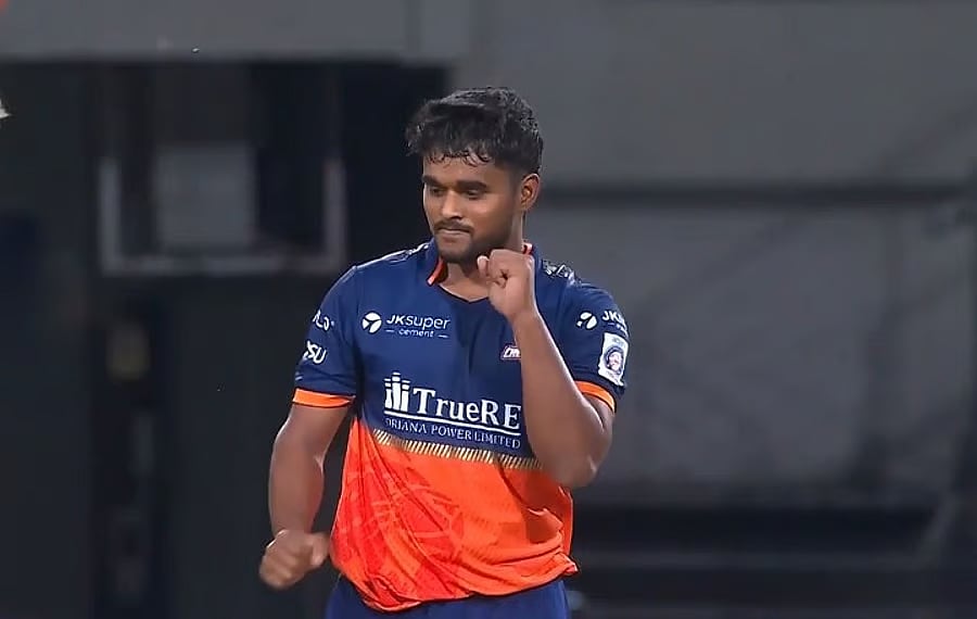 IPL Auction: ₹ 5.2 ಕೋಟಿಗೆ RCB ಪಾಲಾದ 23 ವರ್ಷದ ಆಲ್‌ರೌಂಡರ್ ಮಂಗೇಶ್ ಯಾದವ್