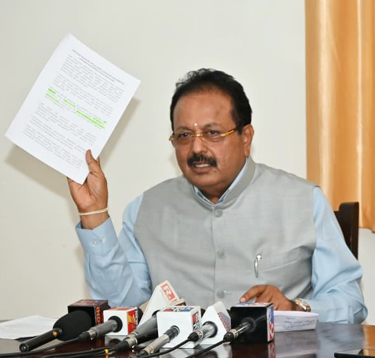 ಅನುಮತಿ ಪತ್ರ ತನ್ನಿ, ಜಾಗ ಕೊಡುತ್ತೇವೆ: ಎಚ್‌ಡಿಕೆಗೆ ಚಲುವರಾಯಸ್ವಾಮಿ ಸವಾಲು