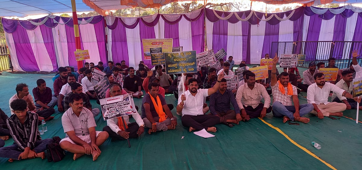 ಶರಾವತಿ ಪಂಪ್ಡ್ ಸ್ಟೋರೇಜ್ ಯೋಜನೆ ವಿರೋಧಿಸಿ ಪ್ರತಿಭಟನೆ