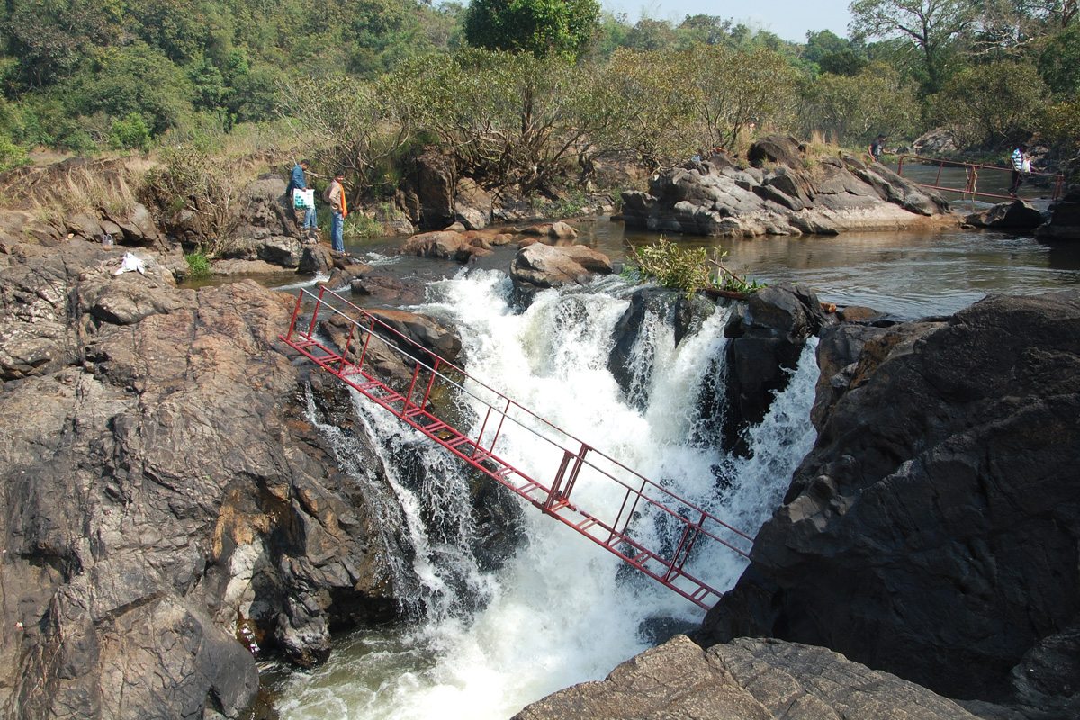 ಶ್ರೀಕ್ಷೇತ್ರದಲ್ಲಿ ಹರಿಯುತ್ತಿರುವ ಸೀತಾನದಿ