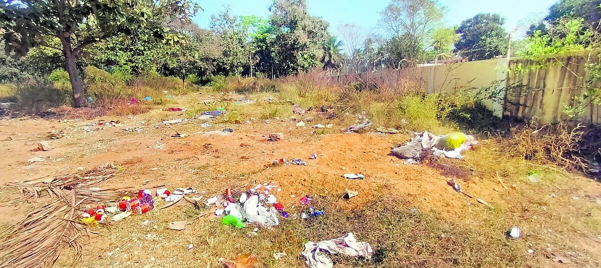 ಕನಕಪುರ: ಮುಕ್ತಿಗೆ ಕಾದಿರುವ ‘ಮುಕ್ತಿಧಾಮ’,ನೆಮ್ಮದಿಯ ಅಂತ್ಯಕ್ರಿಯೆಗೂ ಅವಕಾಶ ಇಲ್ಲ