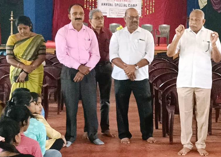 ಮೂಡುಬಿದಿರೆ: ವಿದ್ಯಾರ್ಥಿಗಳಲ್ಲಿ ಸೇವಾ ಮನೋಭಾವ ಅಗತ್ಯ- ಅಭಯಚಂದ್ರ ಜೈನ್‌