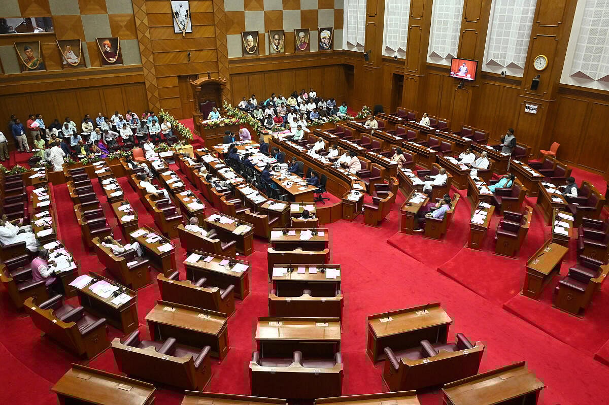 ಆದಿವಾಸಿ ಅಧ್ಯಯನ ಕೇಂದ್ರಕ್ಕೆ ಅನುದಾನ ಒದಗಿಸಿ: ಪರಿಷತ್ತಿನಲ್ಲಿ ಎಸ್‌.ರವಿ ಒತ್ತಾಯ