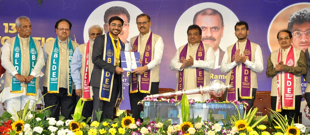 ಯುವ ವೈದ್ಯರಿಗೆ ಸಹಾನುಭೂತಿ, ಕರುಣೆ ಮುಖ್ಯ: ಡಾ. ಎಂ. ಕೆ. ರಮೇಶ 