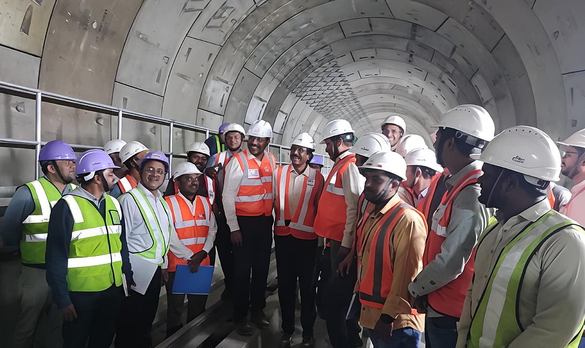 Namma Metro ಗುಲಾಬಿ ಮಾರ್ಗ: ನಿಗದಿತ ಸಮಯದೊಳಗೆ ಕಾಮಗಾರಿ ಪೂರ್ಣಗೊಳಿಸಲು ಸೂಚನೆ 