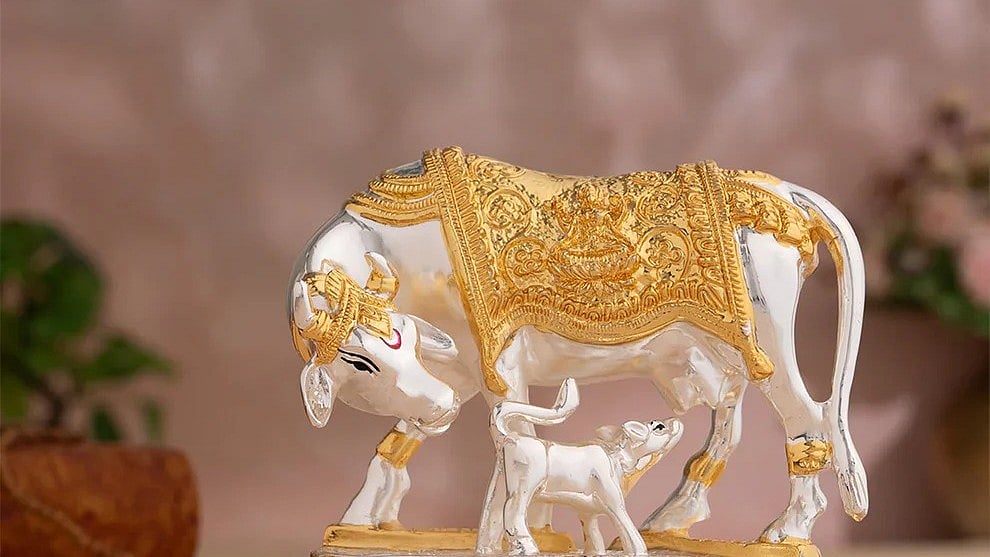 Vastu Tips: ಮನೆಯಲ್ಲಿ ಕಾಮಧೇನು ಮೂರ್ತಿ ಇದ್ದರೆ ಸಾಕು ವಾಸ್ತುದೋಷ ಪರಿಹಾರ