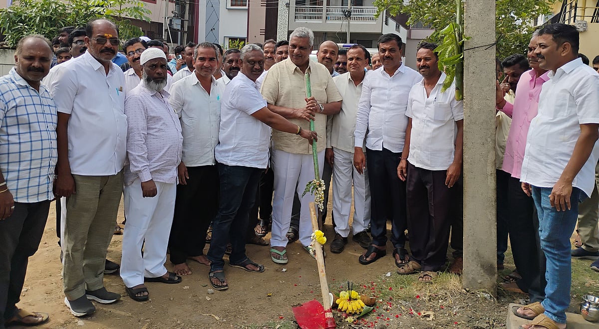 ‘ಪಟ್ಟಣದ ಅಭಿವೃದ್ಧಿಗೆ ₹ 12 ಕೋಟಿ ಅನುದಾನ’