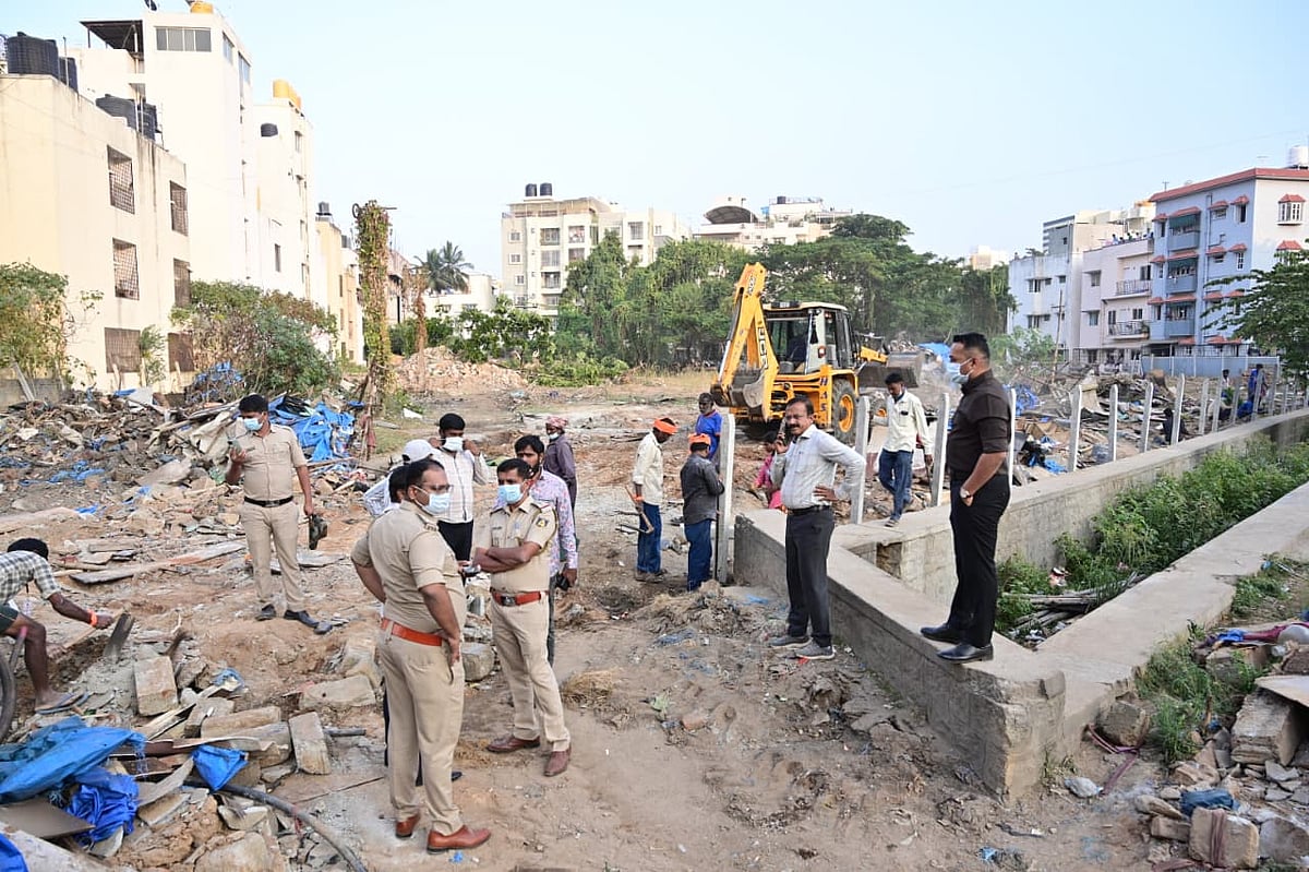 ಬಿಡಿಎ ಕಾರ್ಯಾಚರಣೆ: ಒಎಂಬಿಆರ್ ಬಡಾವಣೆಯಲ್ಲಿ ₹50 ಕೋಟಿ ಮೌಲ್ಯದ ಸ್ವತ್ತು ವಶ