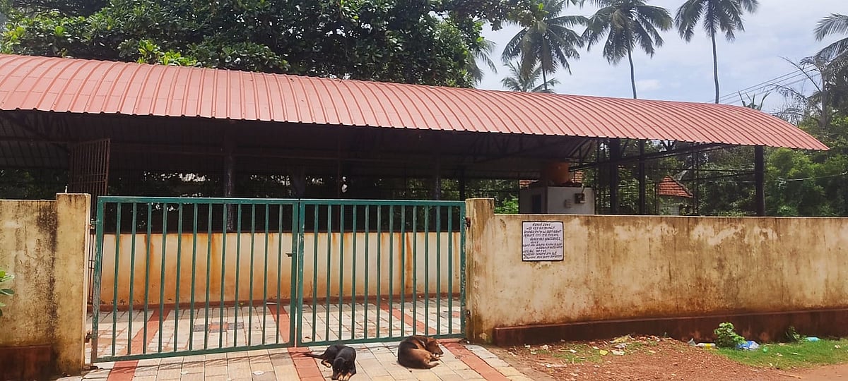 ಗೋಕರ್ಣ | ಮೀನು ಮಾರುಕಟ್ಟೆ ಸ್ಥಳಾಂತರಕ್ಕೆ 15 ದಿನ ಗಡುವು-ಶಾಸಕ ದಿನಕರ ಶೆಟ್ಟಿ 