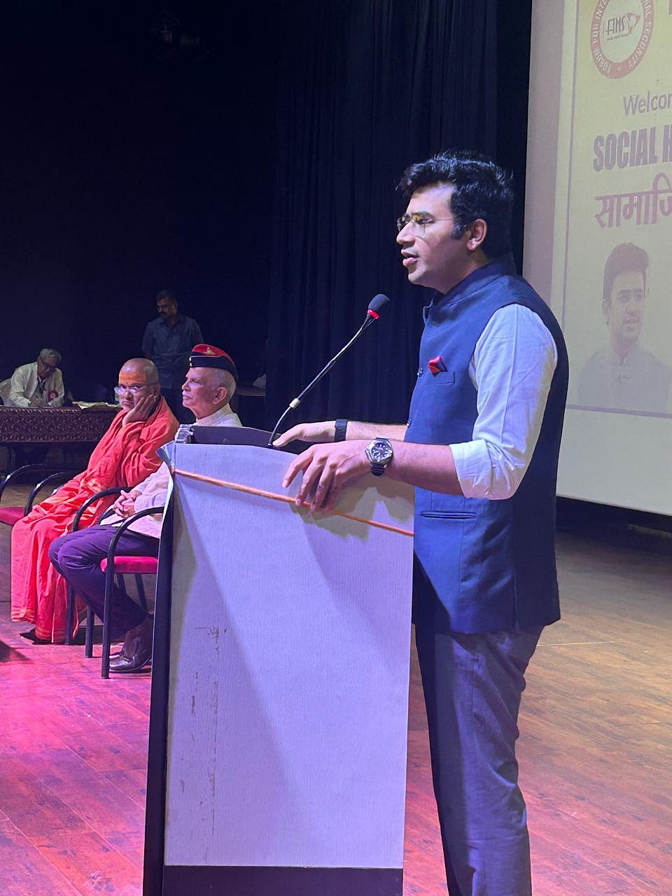 ಮೇಕ್ ಇನ್ ಇಂಡಿಯಾ ಪರಿಕಲ್ಪನೆಗೆ ಕೊಡುಗೆ ನೀಡಿ: ಸಂಸದ ತೇಜಸ್ವಿ ಸೂರ್ಯ