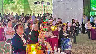 ಬಜೆಟ್‌ ತಯಾರಿಯಲ್ಲಿರುವ ಕೇಂದ್ರ ಹಣಕಾಸು ಸಚಿವೆ ನಿರ್ಮಲಾ ಸೀತಾರಾಮನ್ ಅವರು ಶನಿವಾರ ಇಡೀ ದಿನ ಹಂಪಿ ಸಮೀಪದ ಮಲಪನಗುಡಿಯ ವಿಜಯಶ್ರೀ ಹೆರಿಟೇಜ್‌ನಲ್ಲಿ ಹಿರಿಯ ಅಧಿಕಾರಿಗಳೊಂದಿಗೆ ಚಿಂತನ ಮಂಥನ ಶಿಬಿರ ನಡೆಸಿದ್ದಾರೆ