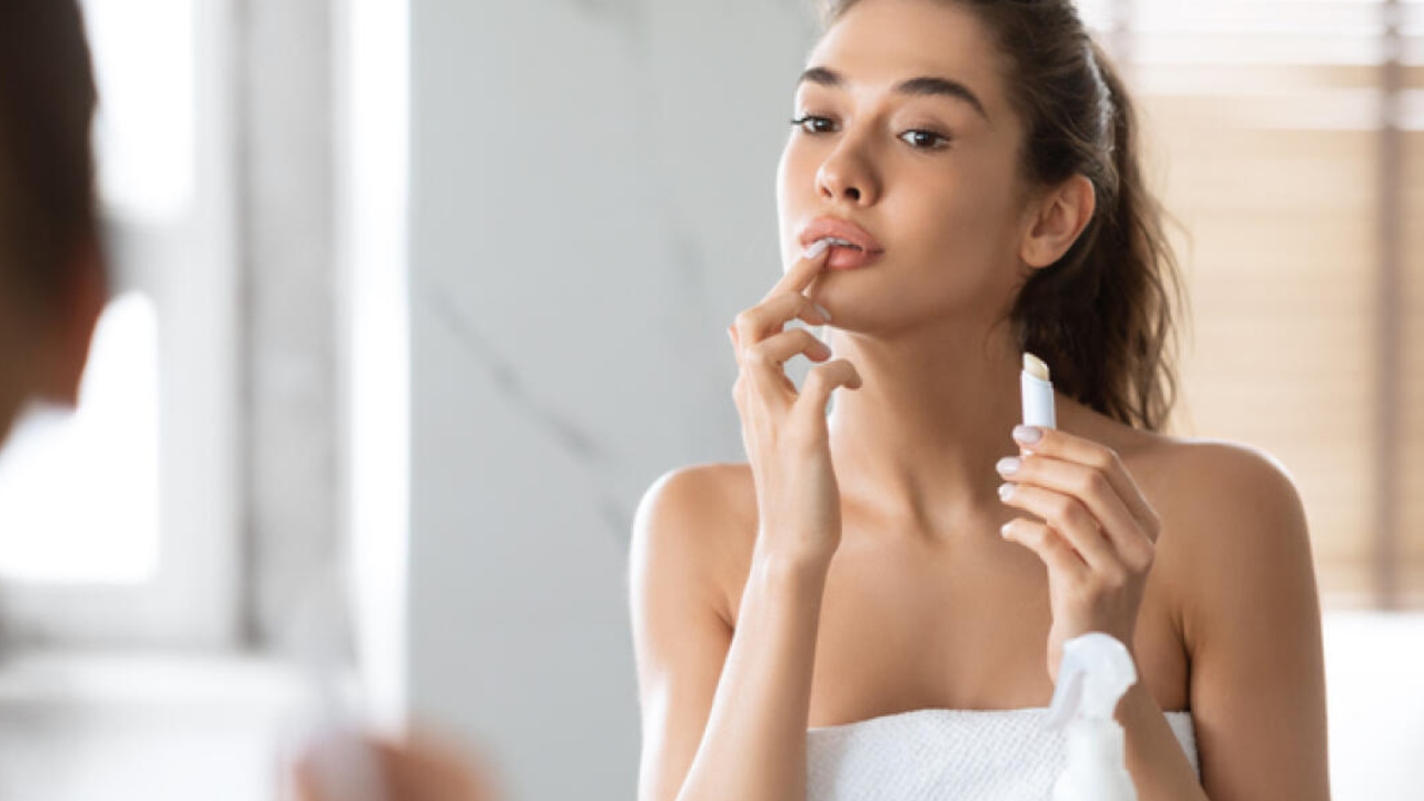 ತುಟಿಗಳ ಆರೈಕೆ