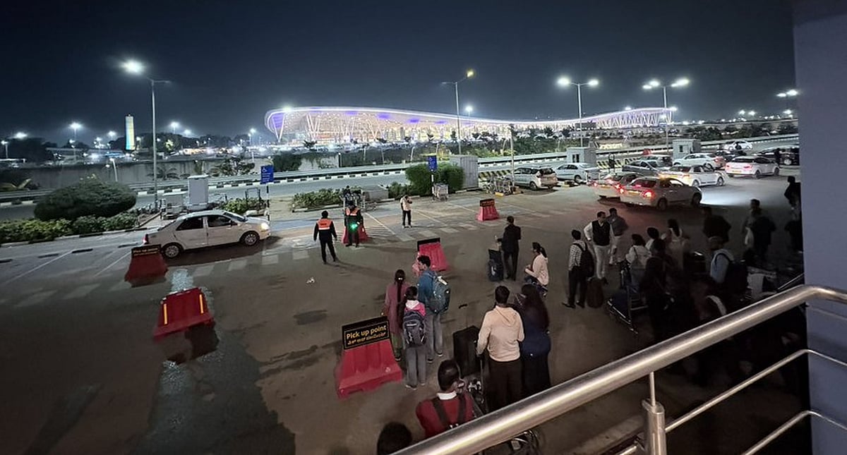 ಬೆಂಗಳೂರು ಏರ್‌ಪೋರ್ಟ್: ಹೊಸ ಪಿಕ್‌ಅಪ್ ನಿಯಮಕ್ಕೆ ಪ್ರಯಾಣಿಕರ ಮಿಶ್ರ ಪ್ರತಿಕ್ರಿಯೆ