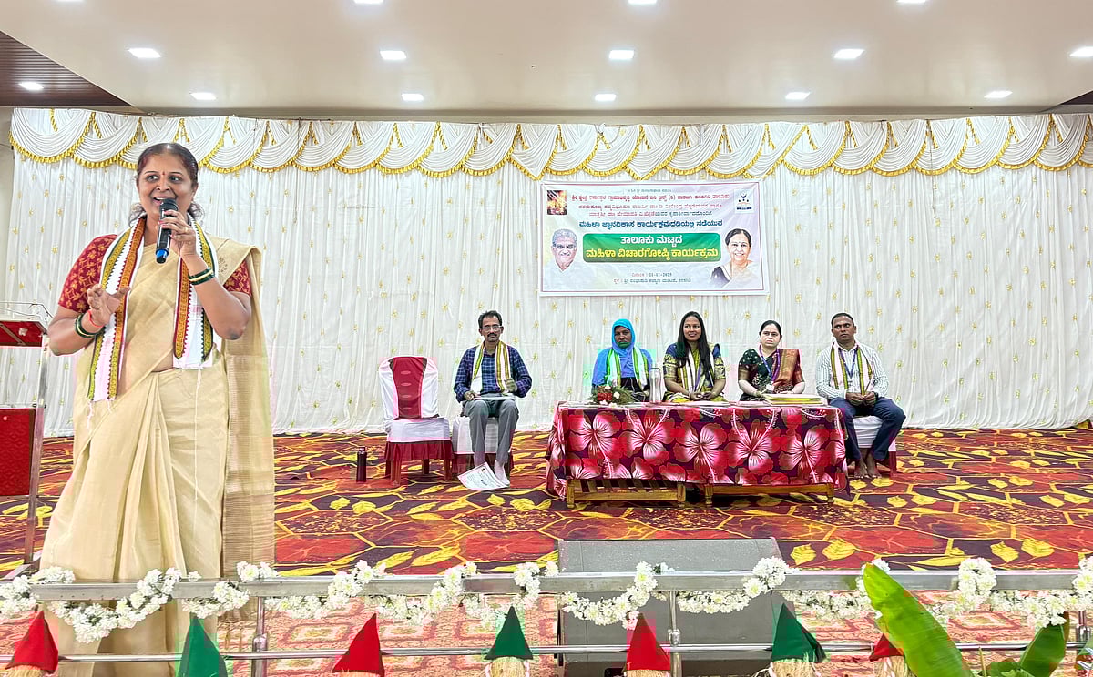 ಕನಕಗಿರಿ | ಆರ್ಥಿಕ ಪ್ರಗತಿಗೆ ಮಹಿಳೆಯರ ಪಾತ್ರ ಹಿರಿದು: ಪ್ರಕಾಶ ರಾವ್