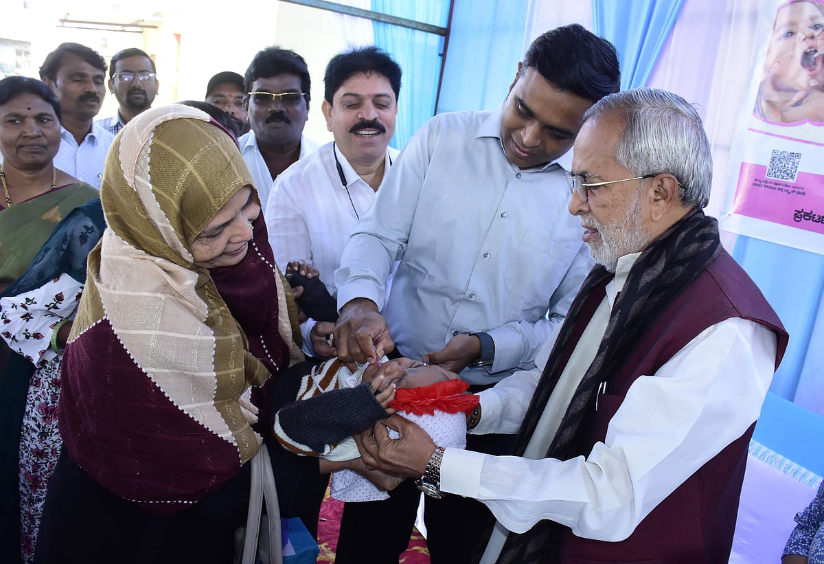 ಯಾದಗಿರಿ: ಪಲ್ಸ್ ಪೋಲಿಯೊ ಕಾರ್ಯಕ್ರಮಕ್ಕೆ ಶಾಸಕ ಚನ್ನಾರೆಡ್ಡಿ ಪಾಟೀಲ ಚಾಲನೆ