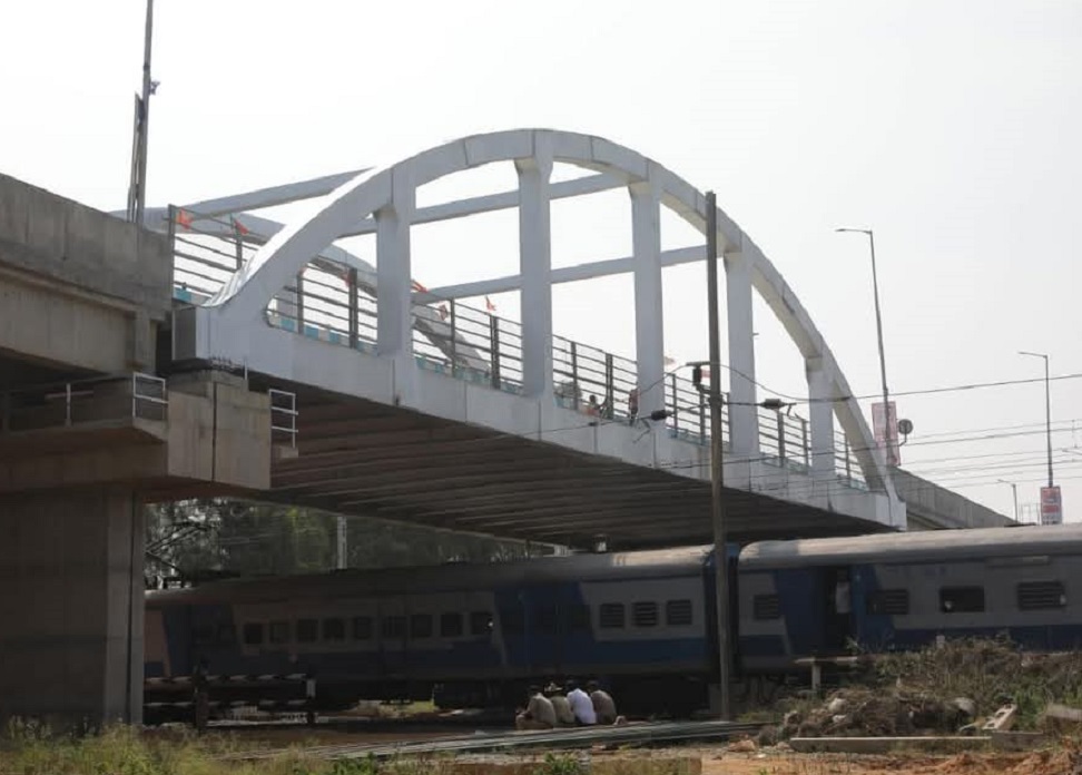 ಲೆವೆಲ್‌ ಕ್ರಾಸಿಂಗ್‌ ಮೇಲ್ಸೇತುವೆಗೆ ಸಚಿವ ಚಾಲನೆ 