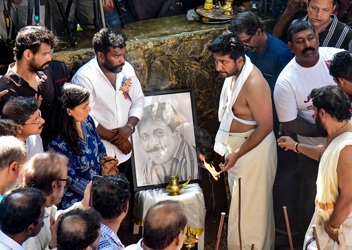 ವಿಡಂಬನೆ ಮೂಲಕ ಜಾಗೃತಿ ಮೂಡಿಸಿದ್ದ ಮಲಯಾಳಂ ನಟ, ನಿರ್ದೇಶಕ ಶ್ರೀನಿವಾಸನ್‌