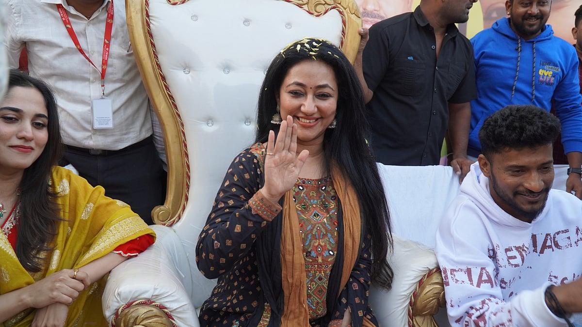 ದರ್ಶನ್‌ ಇಲ್ಲದಿದ್ದಾಗ ಮಾತನಾಡುತ್ತಾರೆ: ವಿಜಯಲಕ್ಷ್ಮಿ ಹೀಗೆ ಹೇಳಿದ್ದು ಯಾರಿಗೆ?