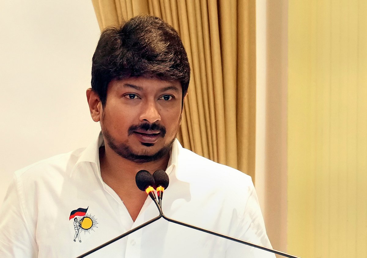 ಅಮಿತ್‌ ಶಾಗೆ ಶರಣಾದ ಎಐಎಡಿಎಂಕೆ: ಉದಯನಿಧಿ ವ್ಯಂಗ್ಯ 