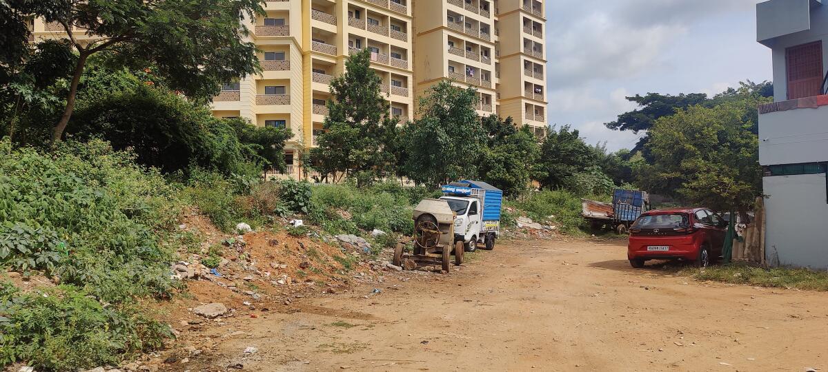 ಟಿಕೆ ಬಡಾವಣೆಯಲ್ಲಿ ಪೂರ್ಣಯ್ಯ ನಾಲೆಯೇ ರಸ್ತೆಯಾಗಿದೆ
