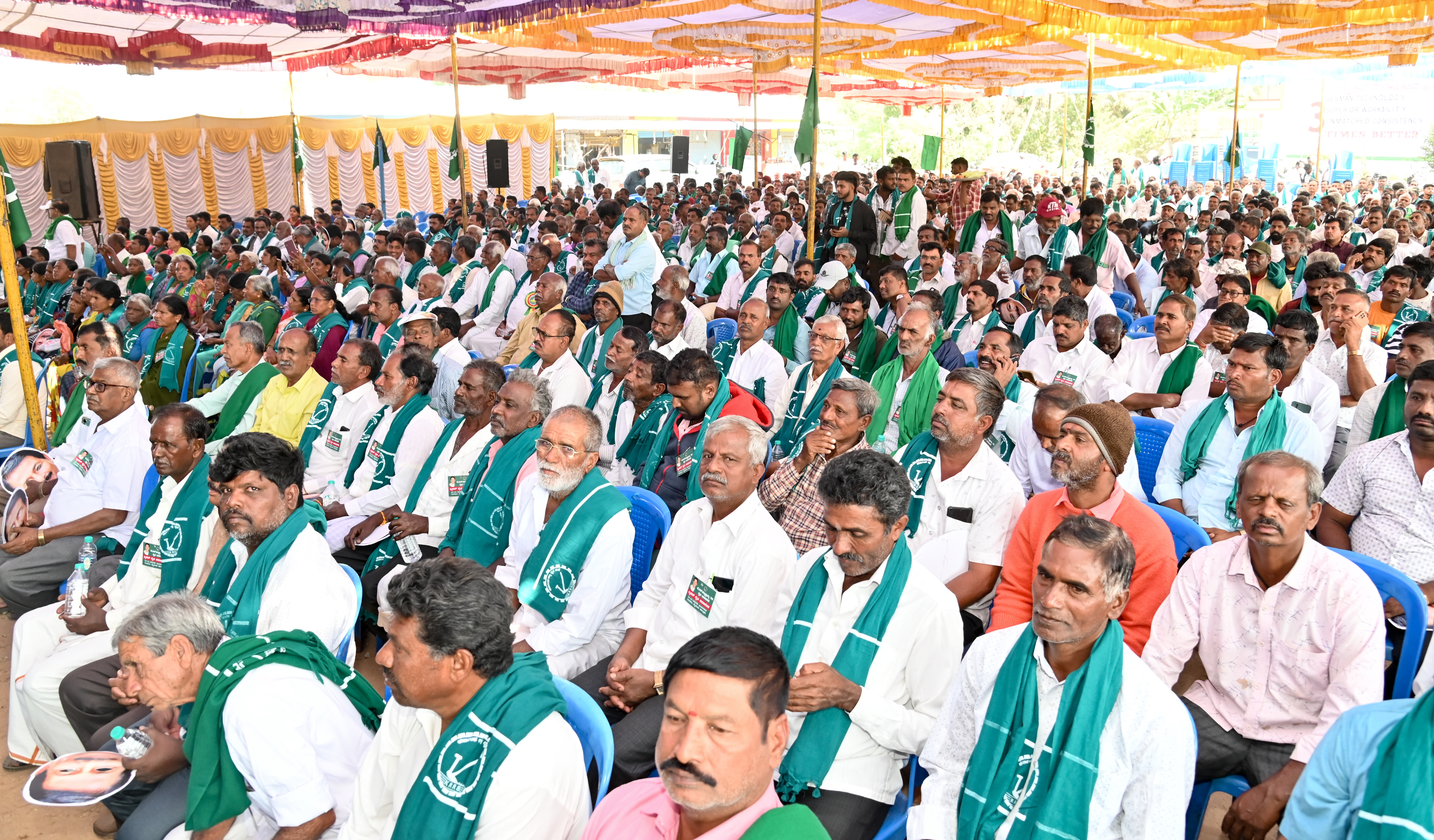 ಸಮಾವೇಶದಲ್ಲಿ ಭಾಗವಹಿಸಿದ್ದ ರೈತರು 