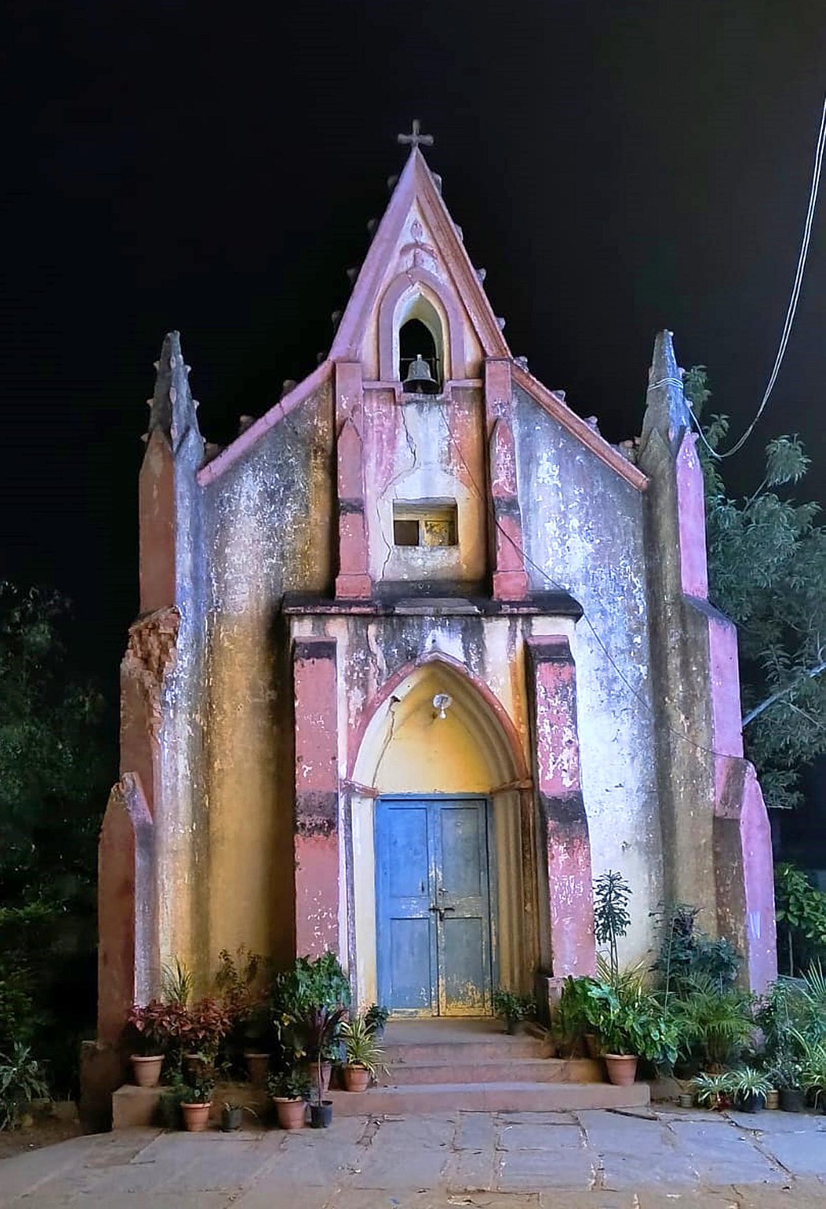 ಕಡಶಾನಹಳ್ಳಿಯ ಪುರಾತನ ಚರ್ಚ್: ಬಡ ಮಕ್ಕಳಿಗೆ ವಿದ್ಯಾದಾನ ಮಾಡಿದ ದೇವರ ತಾಣ