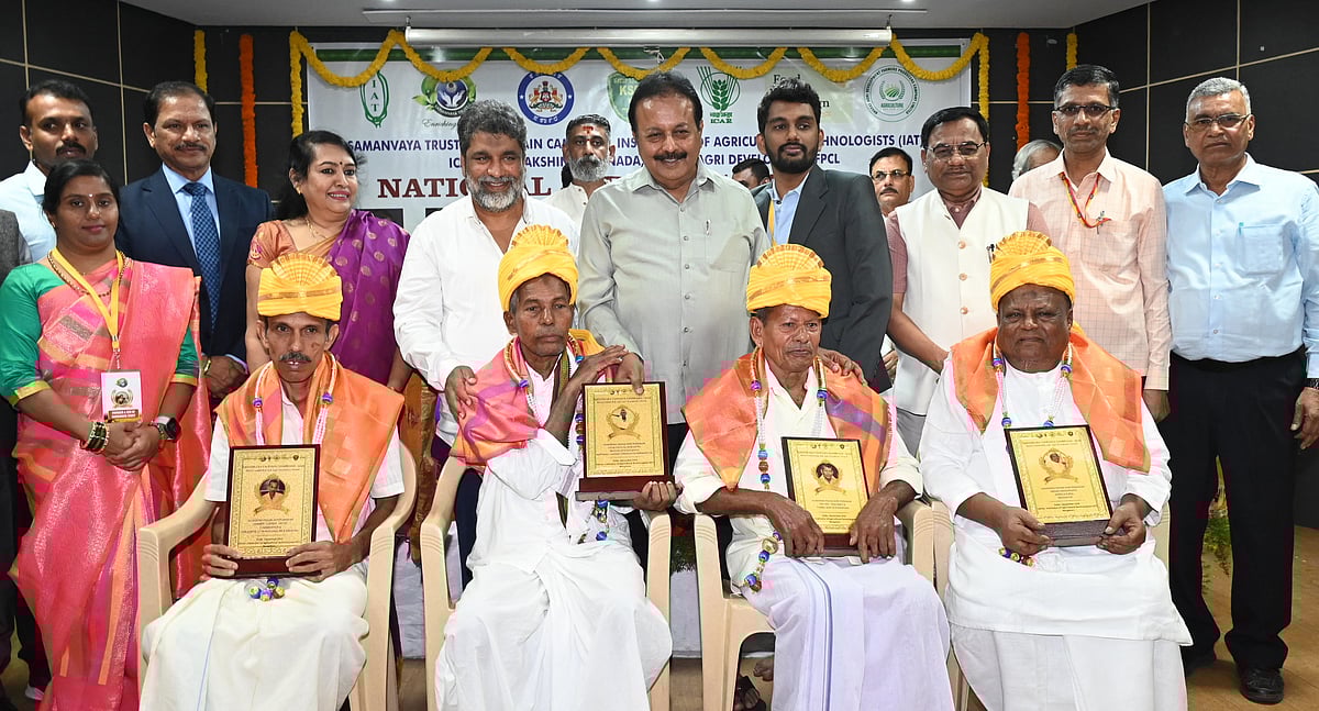 ರೈತರು ಸಮಗ್ರ, ಸುಸ್ಥಿರ ಕೃಷಿಗೆ ಆದ್ಯತೆ ನೀಡಲಿ: ಕೃಷಿ ಸಚಿವ ಚಲುವರಾಯಸ್ವಾಮಿ