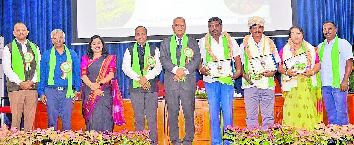 ಐಐಹೆಚ್ಆರ್‌ನಲ್ಲಿ ರಾಷ್ಟ್ರೀಯ ರೈತ ದಿನ ಆಚರಣೆ