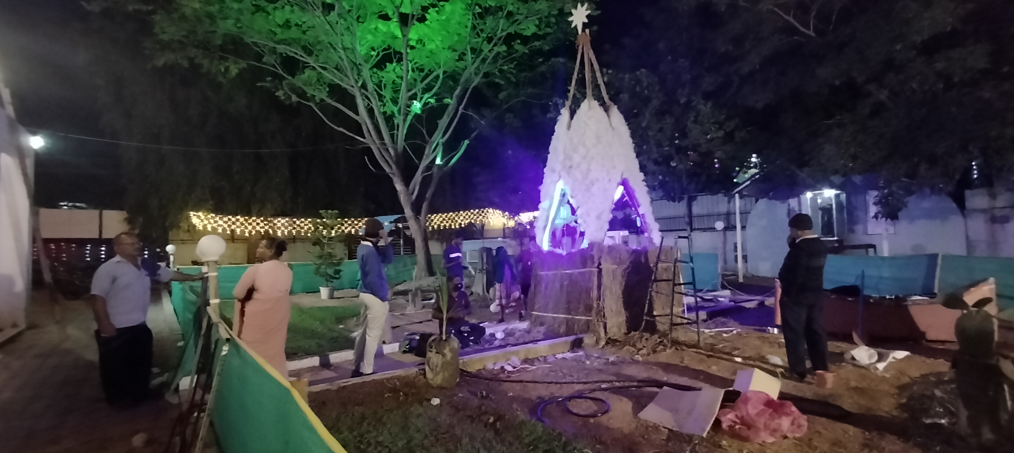 ಸಿದ್ಧವಾಗುತ್ತಿರುವ ಗೋದಲಿ 