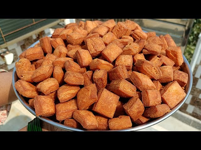 ಕ್ರಿಸ್‌ಮಸ್‌ ವಿಶೇಷ ರೆಸಿಪಿ | ಹಬ್ಬಕ್ಕೆ ಶಂಕರಪೋಳಿ ಮಾಡಿ ಸಿಹಿ ಹಂಚಿ 