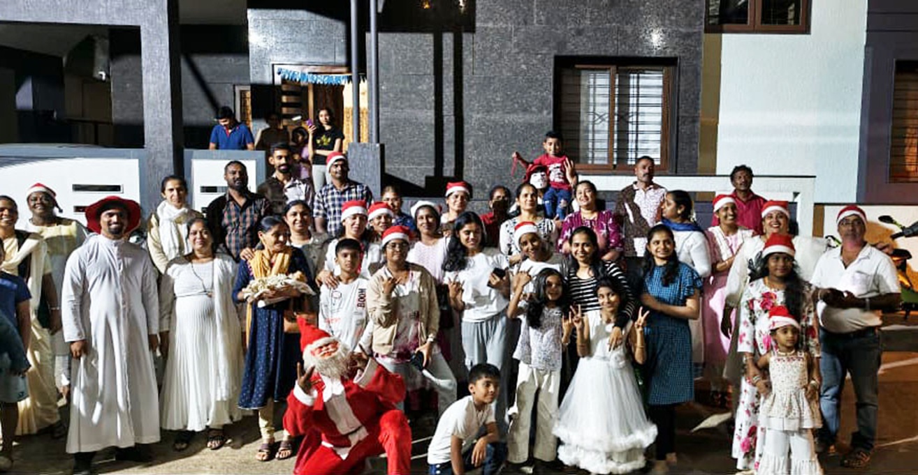 ತೀರ್ಥಹಳ್ಳಿಯ ಸೊಪ್ಪುಗುಡ್ಡೆಯಲ್ಲಿ ನಡೆದ ಕ್ಯಾರೆಲ್ಸ್‌ ಸಂಭ್ರಮ