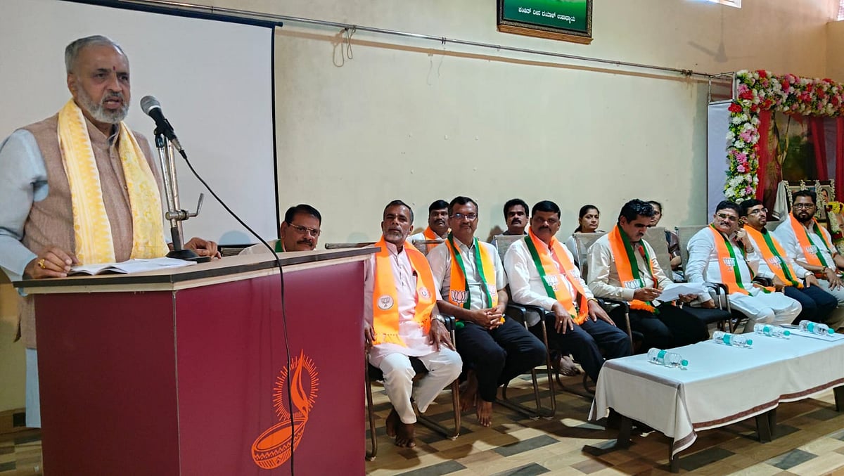 ಶಿರಸಿ | ಪ್ರಬಲವಾಗಿದ್ದರೂ ಶಾಂತಿಯಿಂದಿರಿ: ಸಂಸದ ಕಾಗೇರಿ