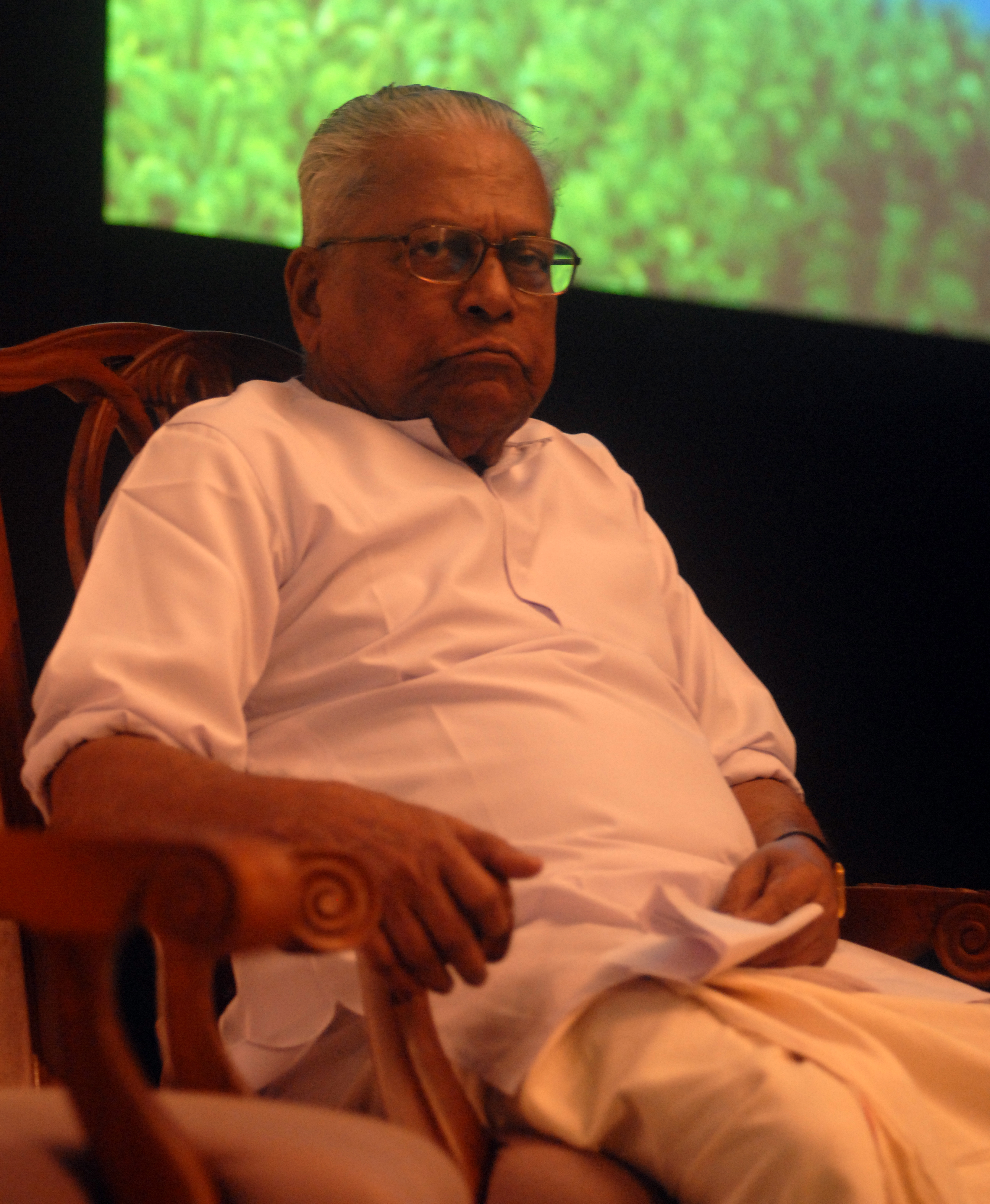 ವಿ.ಎಸ್‌.ಅಚ್ಯುತಾನಂದನ್‌