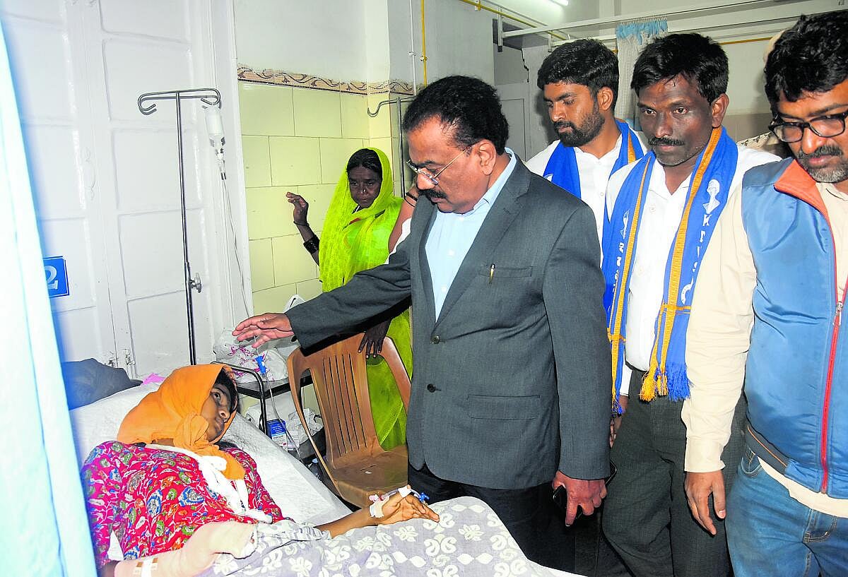 ಸಂತ್ರಸ್ತರಿಗೆ ಸೌಲಭ್ಯ: ಶಾಶ್ವತ ಪುನರ್ವಸತಿಗೆ ಯತ್ನ; ಡಾ.ಎಲ್.ಮೂರ್ತಿ