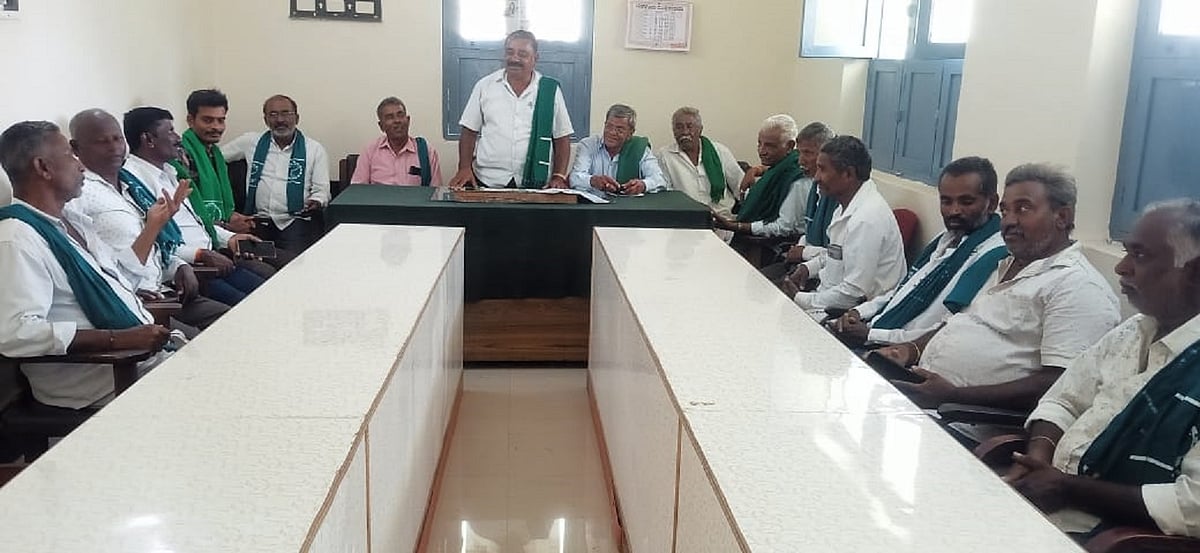 ಹುಣಸೂರು: ತಂಬಾಕು ಮಾರುಕಟ್ಟೆ ಬಂದ್‌ ತಾತ್ಕಾಲಿಕ ಹಿಂಪಡೆತ