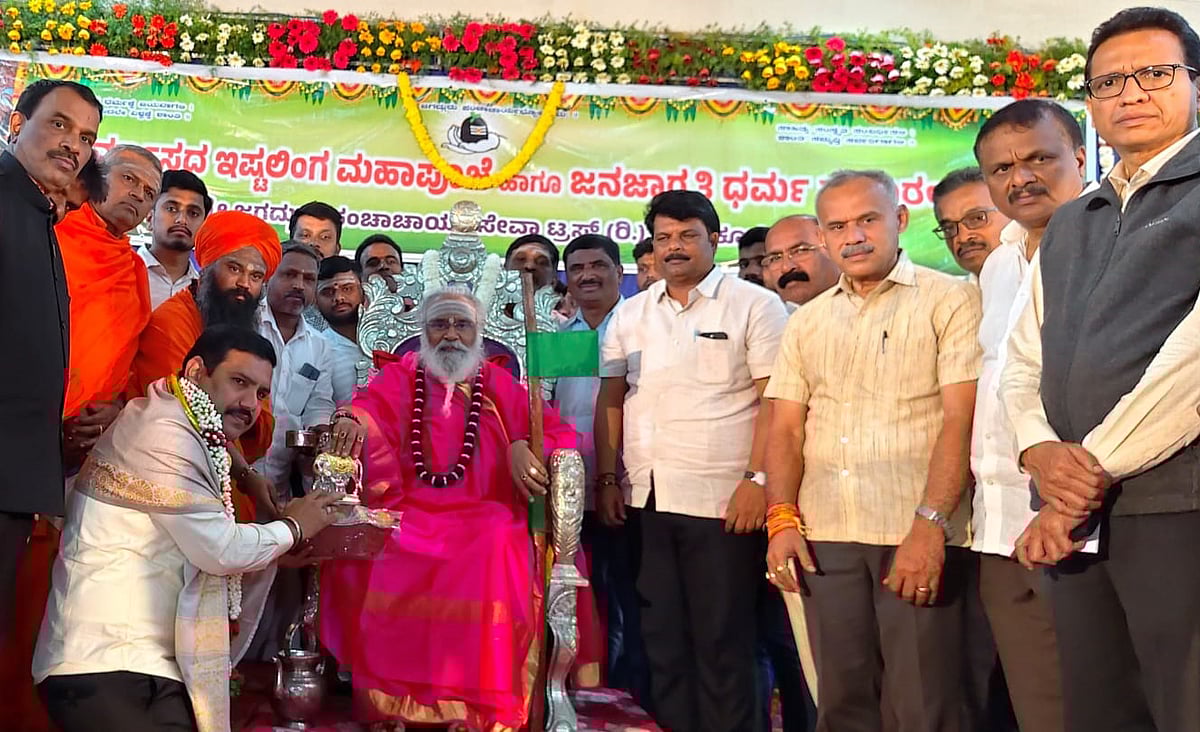 ಧರ್ಮದಲ್ಲಿ ರಾಜಕೀಯ ಬೆರೆಸಬಾರದು: ವಿಜಯೇಂದ್ರ