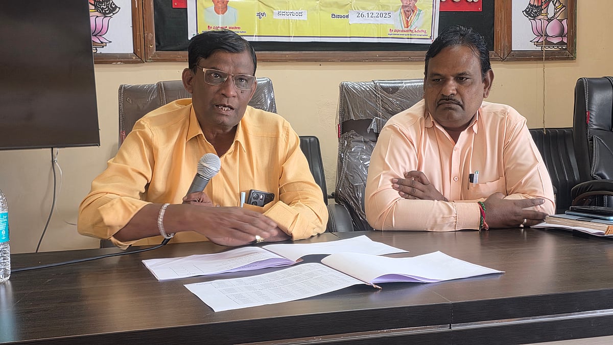 ನವಲಗುಂದ | ಅರ್ಹರೆಲ್ಲರಿಗೂ ಗ್ಯಾರಂಟಿ ಯೋಜನೆ ತಲುಪಿಸಿ: ವರ್ಧಮಾನಗೌಡ