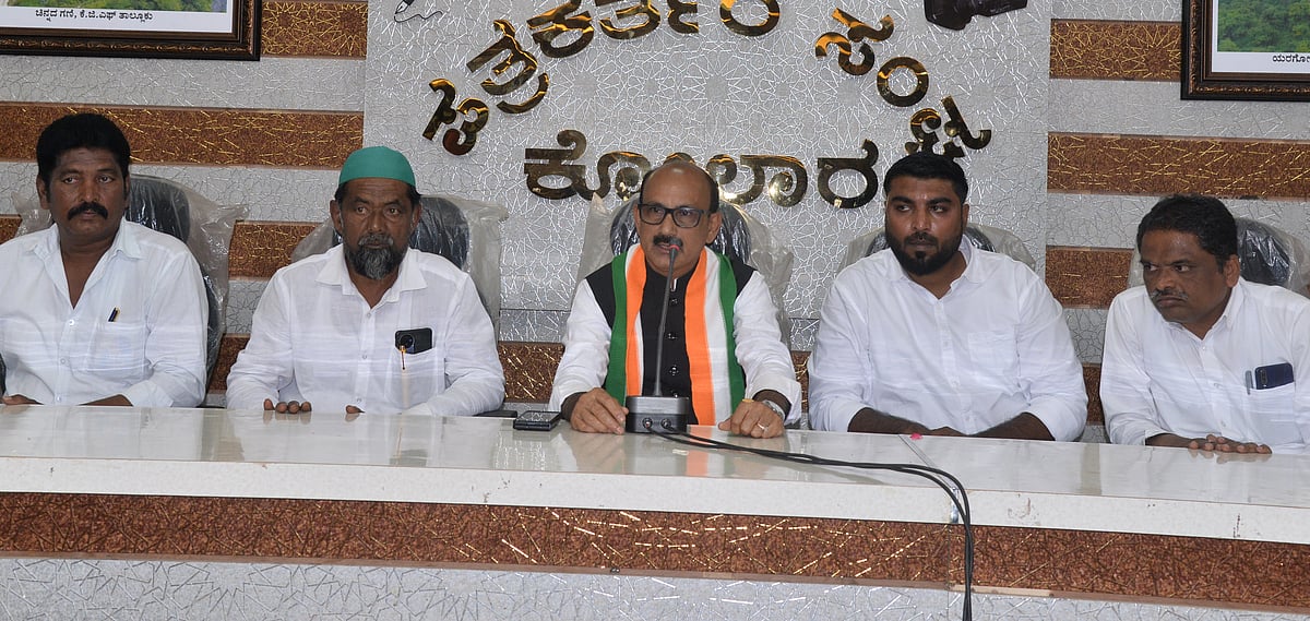 ಕನಿಷ್ಠ ವೇತನ ಕೊಡದಿದ್ದರೆ ಕ್ರಮ: ಟಿ.ಎಂ.ಶಾಹಿದ್‌ ತೆಕ್ಕಿಲ್‌ ಎಚ್ಚರಿಕೆ 