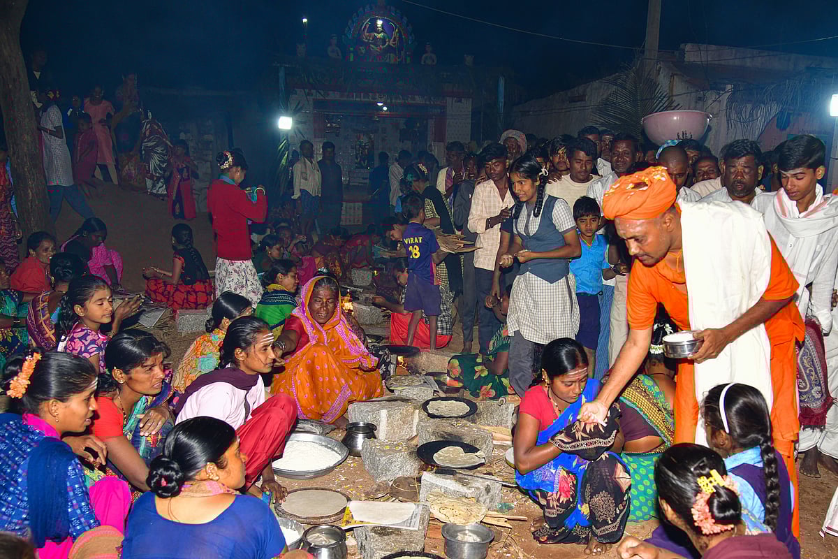 ಕೊಪ್ಪಳ: ಗವಿಮಠಕ್ಕೂ ಮೊದಲೇ ಹಟ್ಟಿಯಲ್ಲಿ ಜಾತ್ರೆ!