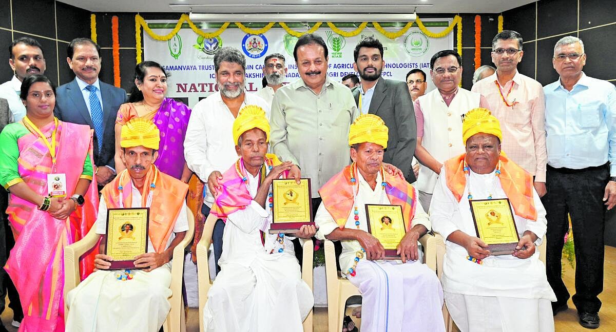 ರೈತರು ಸುಸ್ಥಿರ ಕೃಷಿಗೆ ಆದ್ಯತೆ ನೀಡಲಿ: ಸಚಿವ ಎನ್. ಚಲುವರಾಯಸ್ವಾಮಿ