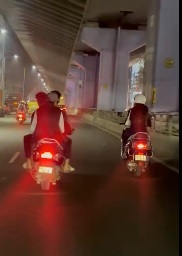 ಯುವತಿಯನ್ನು ಹಿಂಬಾಲಿಸುತ್ತಿದ್ದ ಆರೋಪಿಗಳು 