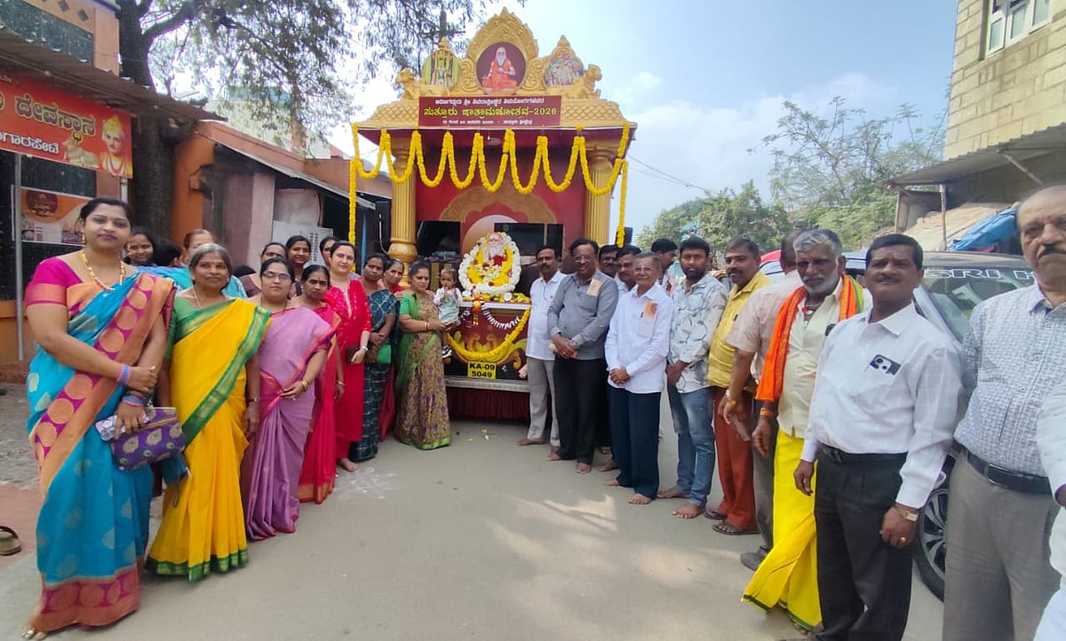 ಬಂಗಾರಪೇಟೆ: ಸುತ್ತೂರು ಜಾತ್ರೆ ಉತ್ಸವದ ರಥಕ್ಕೆ ಸ್ವಾಗತ