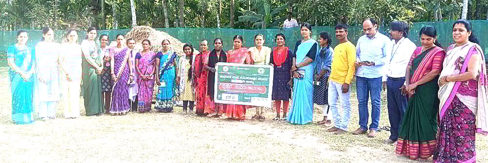 ರೈತರು ಸೌಲಭ್ಯ ಸದುಪಯೋಗ ಮಾಡಿಕೊಳ್ಳಿ: ತೋಟಗಾರಿಕ ನಿರ್ದೇಶಕ ರೋಹಿತ್