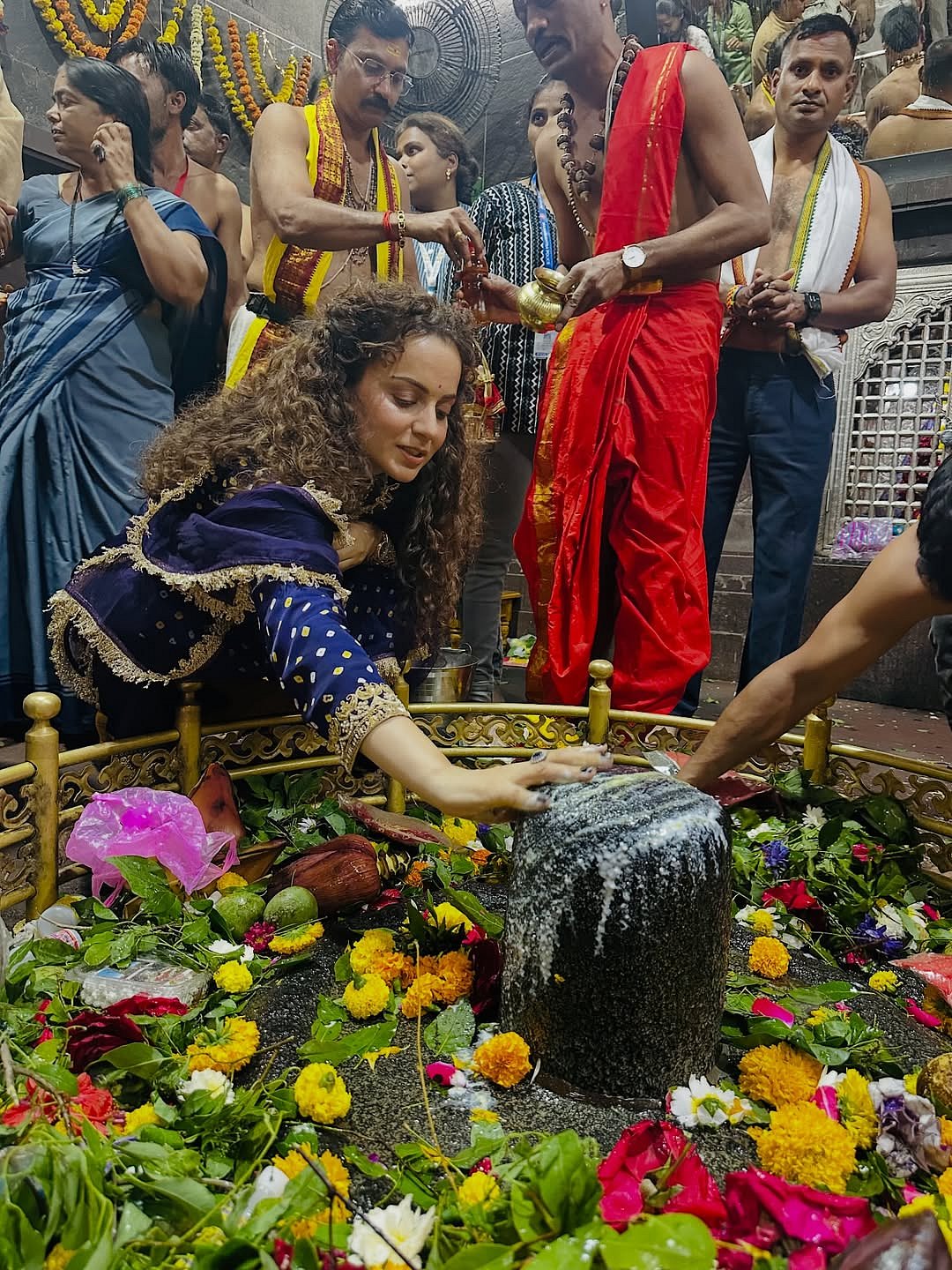 ಘೃಶ್ನೇಶ್ವರ ಜ್ಯೋತಿರ್ಲಿಂಗದ ದರ್ಶನ ಪಡೆದ ಸಂಸದೆ ಕಂಗನಾ ರನೌತ್