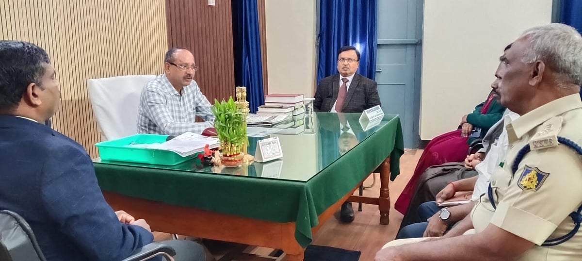 ಸಂಚಾರ ನಿಯಮ ಉಲ್ಲಂಘನೆ: ಜಿಲ್ಲಾ ನ್ಯಾಯಾಧೀಶರ ಎಚ್ಚರಿಕೆ