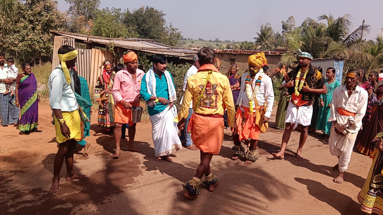 ಚಿಕ್ಕ ಬೆಂಡಿಗೇರಿ ಗ್ರಾಮದಲ್ಲಿ ಮೈಲಾರ ಲಿಂಗೇಶ್ವರ ಜಾತ್ರಾ ಮಹೋತ್ಸವ ಕಾರ್ಯಕ್ರಮ ನೆರವೇರಿಸಲಾಯಿತು.