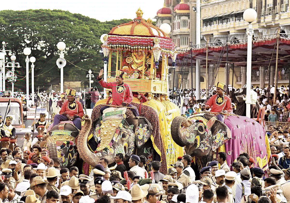 ಮೈಸೂರು ದಸರಾ: ಖರ್ಚು ಬಹಿರಂಗಪಡಿಸಲು ಒತ್ತಾಯ
